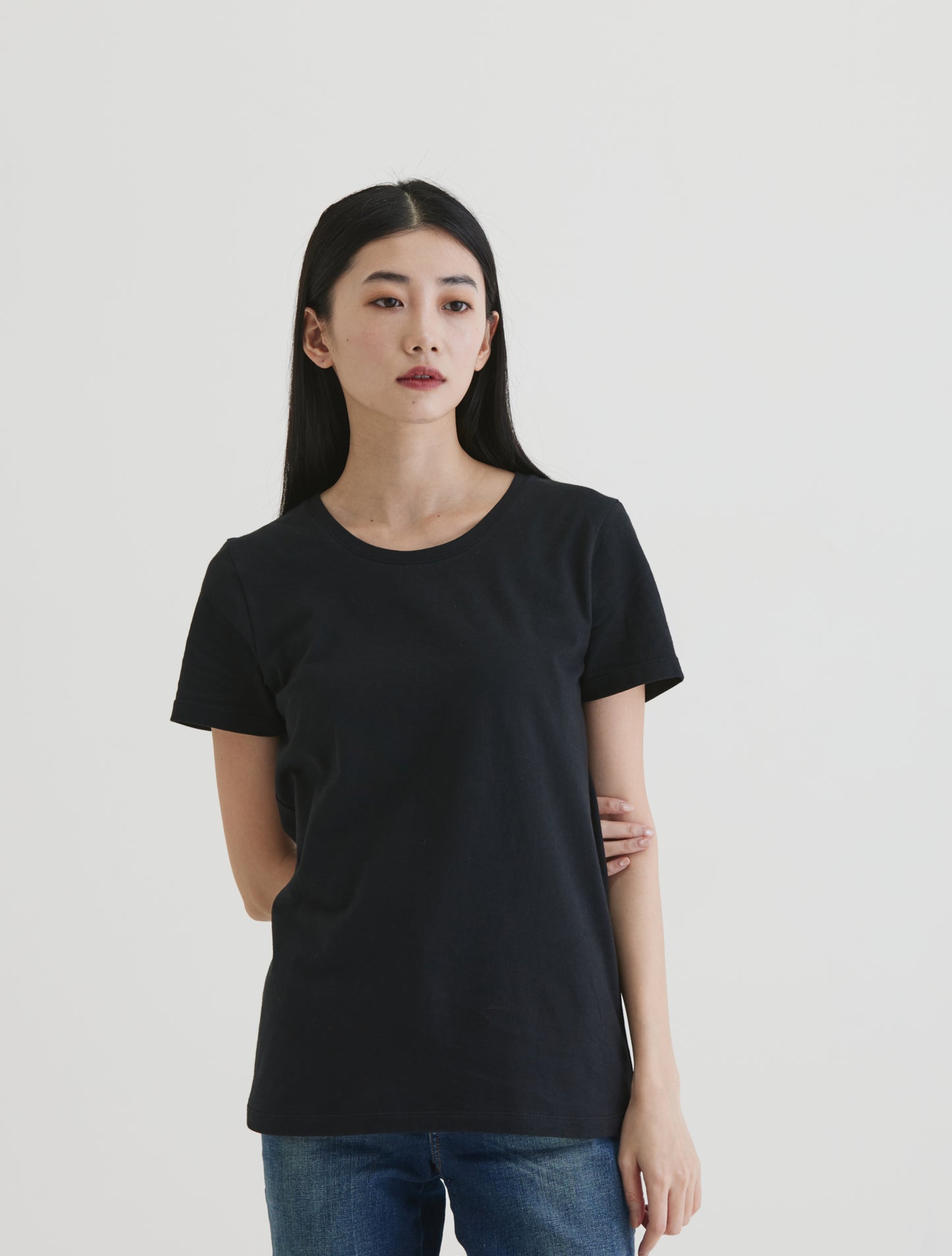 Round neck short sleeve top organic cotton black