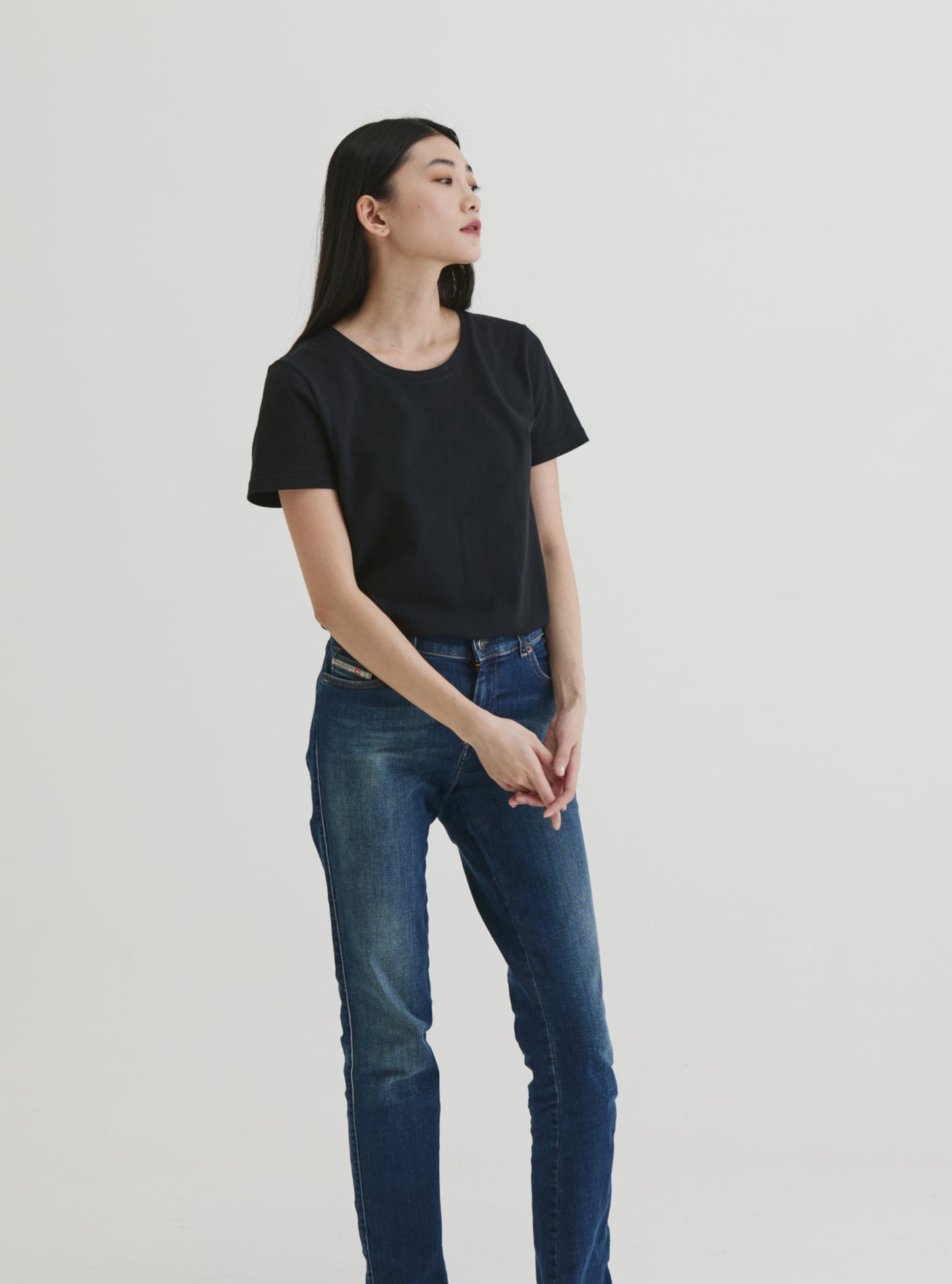 Round neck short sleeve top organic cotton black