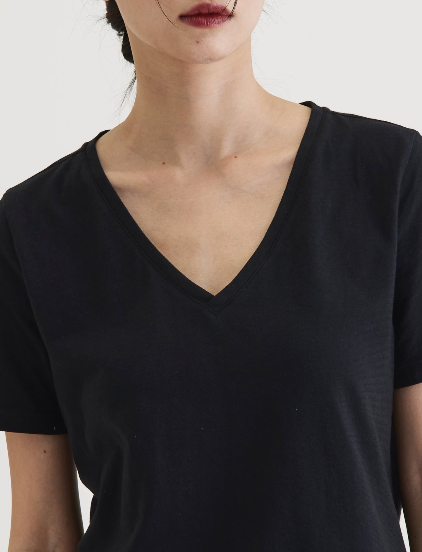 V-neck short sleeve top organic cotton black