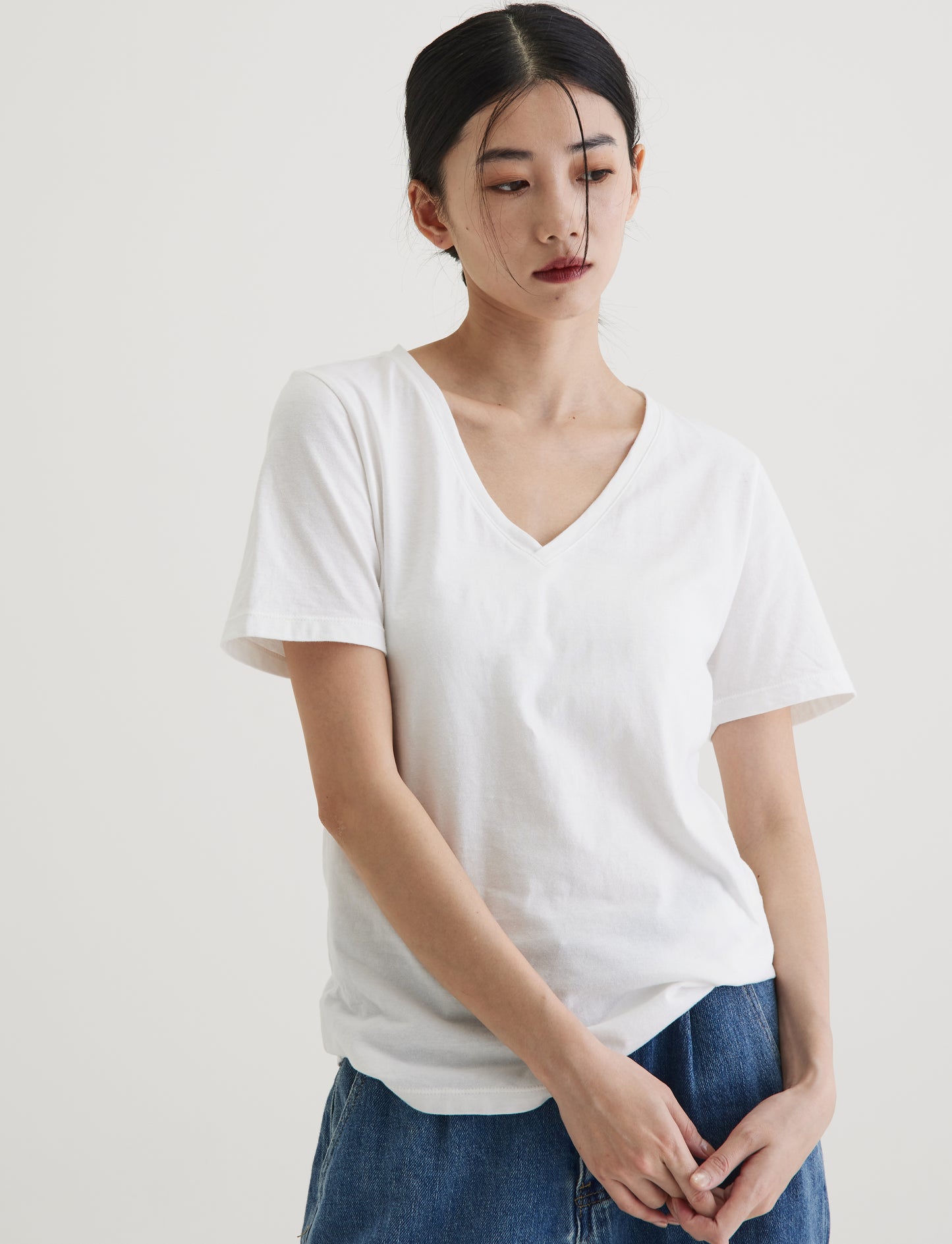 V-neck short sleeve top organic cotton white