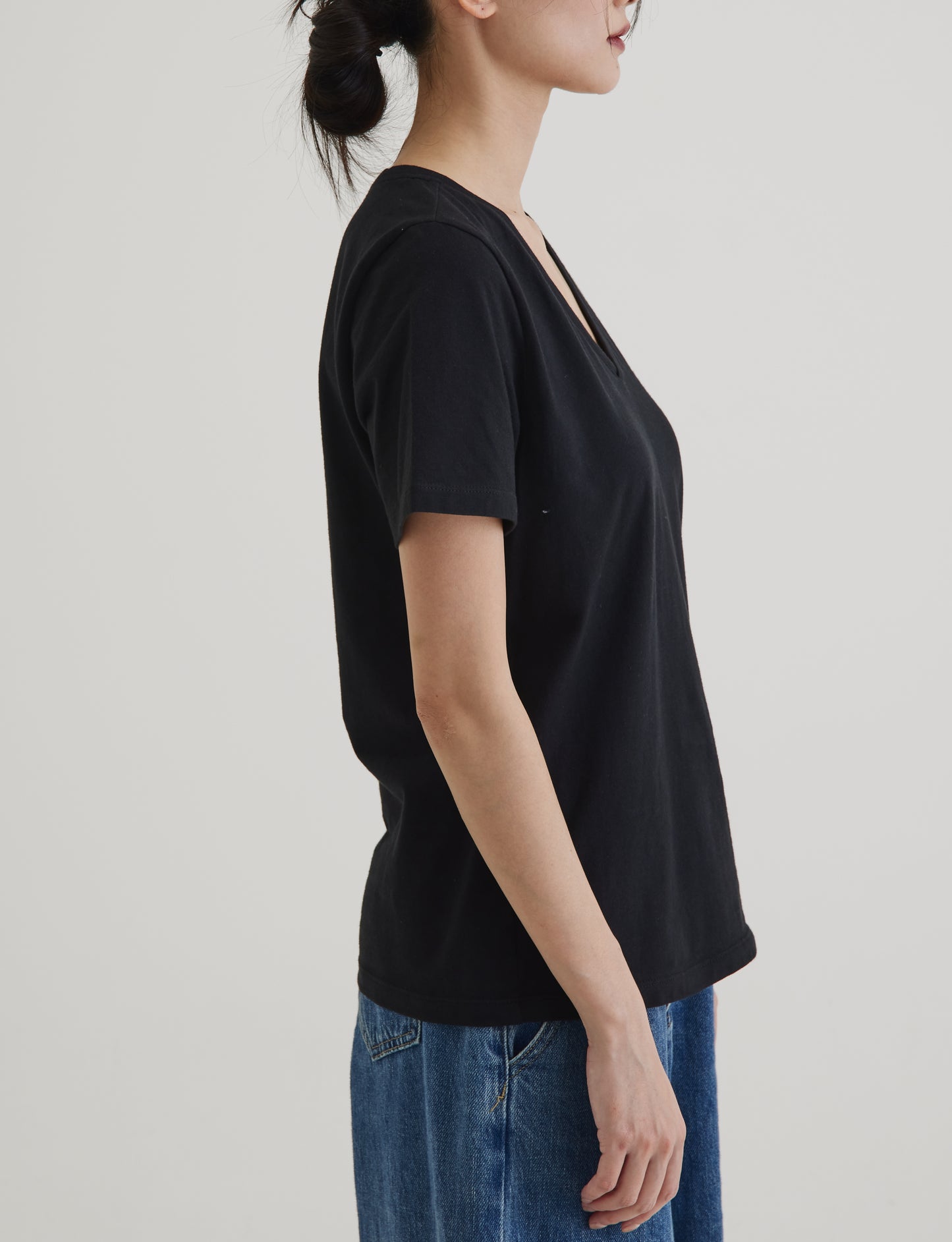 V-neck short sleeve top organic cotton black